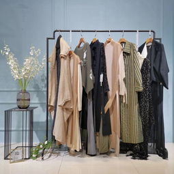 杭州品牌白馬女裝 春秋高檔桑蠶絲外套與裙裝批發指南